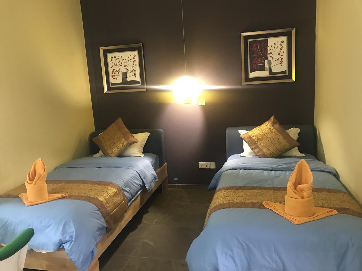 Benny'S City Hotel Sihanoukville Exterior foto